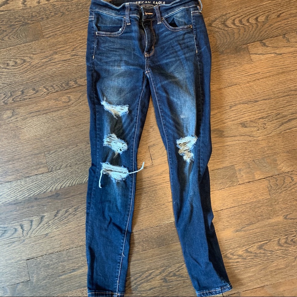 American Eagle dark wash skinny jeans with rips